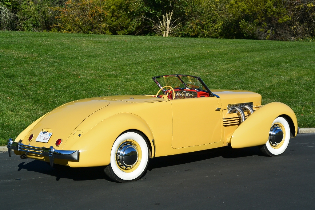 1937-Cord-812-SC-Cabriolet-Sportsman-65.jpg
